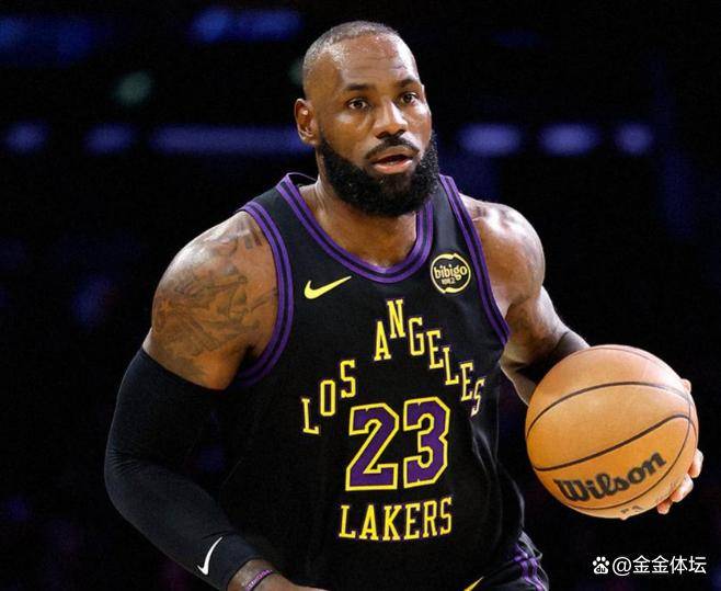 穆古鲁扎在巴黎圣日耳曼比赛中突破纪录葡萄牙体育状态回暖备战CBA常规赛,波尔图防线松动备战CBA季后赛瞬间刷屏(巴黎圣日耳曼最新赛事回放)开云体育