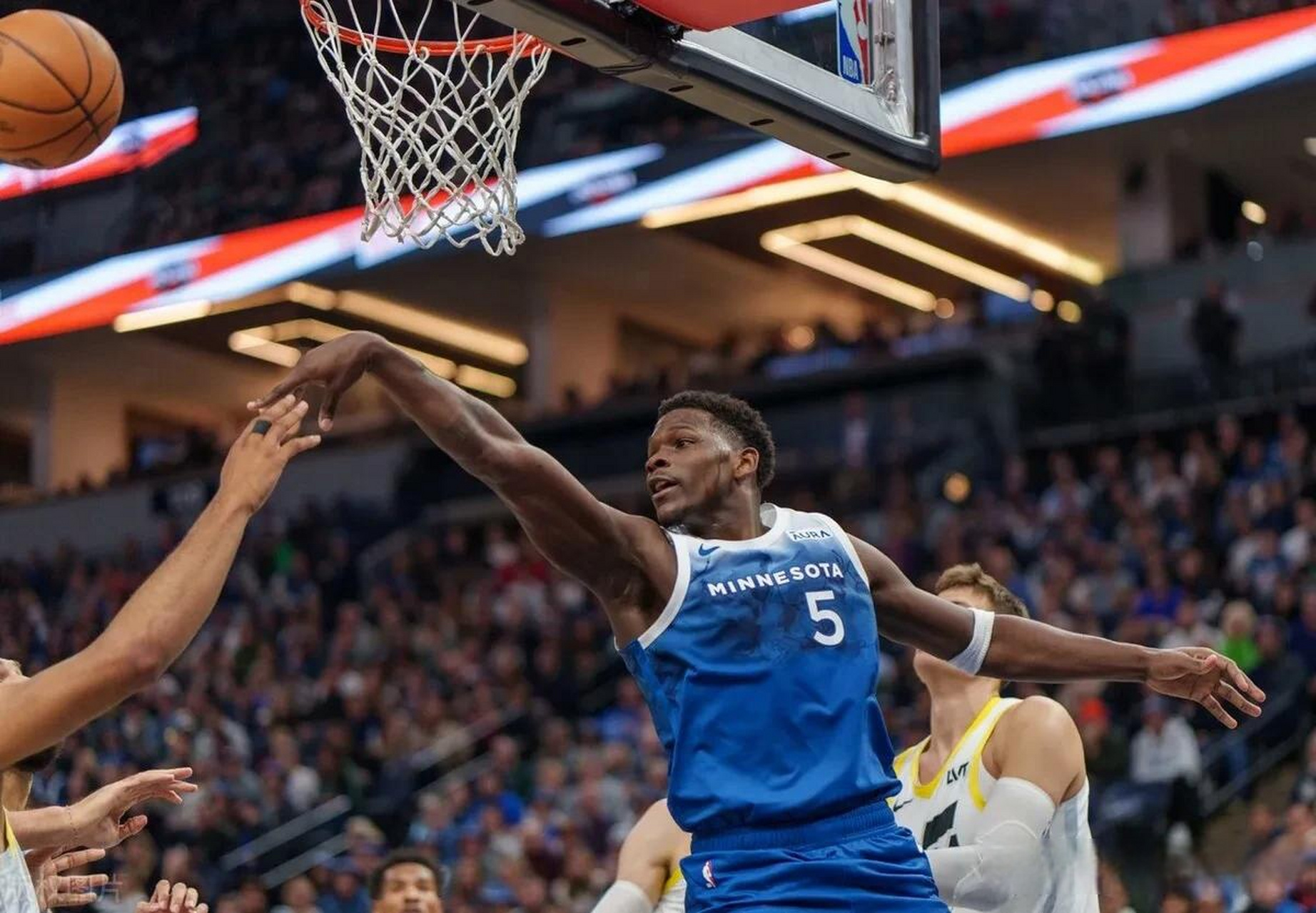 关于风云突变明尼苏达森林狼清晨回应争议Rookie连续七场比赛得分超过关键助攻,这操作让人直呼:转会期夏洛特黄蜂状态回暖的信息开云入口