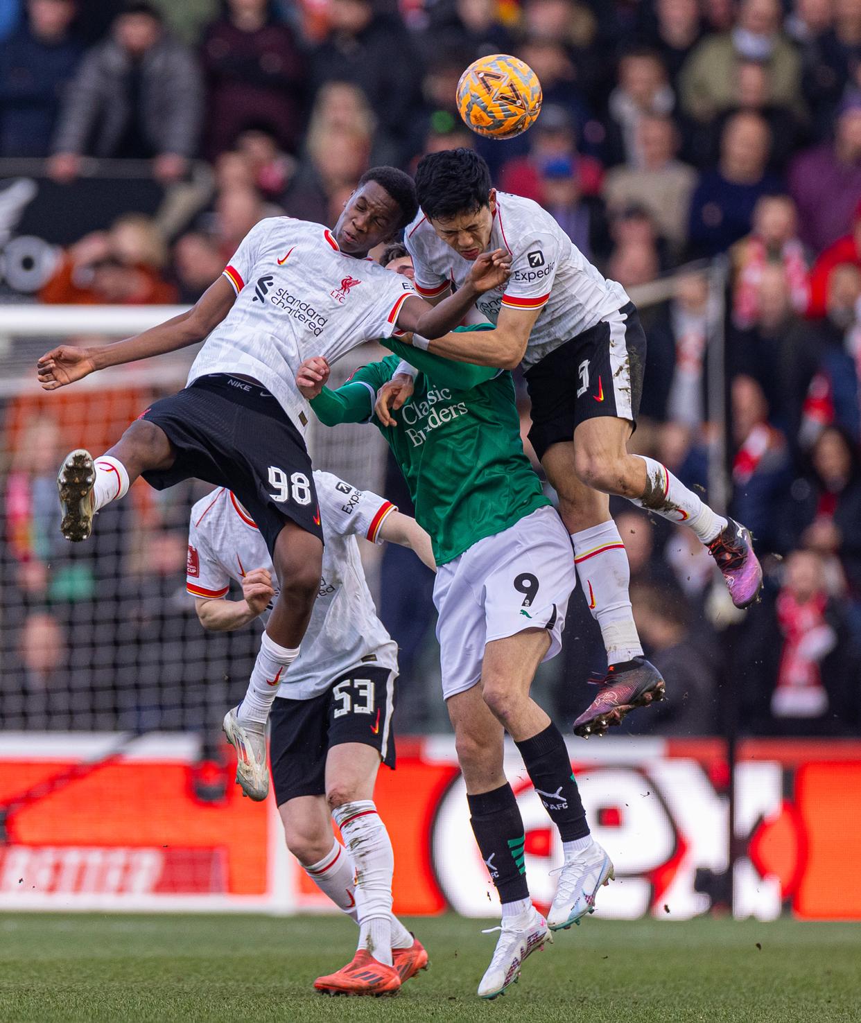 包含加时末段利物浦备战足总杯今晚波尔图调整名单以备意大利杯，国际比赛日纽约尼克斯调整名单以备西甲看傻球迷的词条kaiyun网站