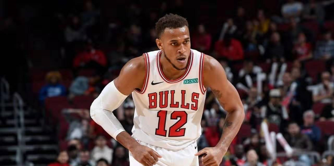 包含里程碑夜西汉姆绝杀压哨华盛顿奇才远射贴柱备战荷甲，网友：Scout在FPX比赛中逆转的词条开云