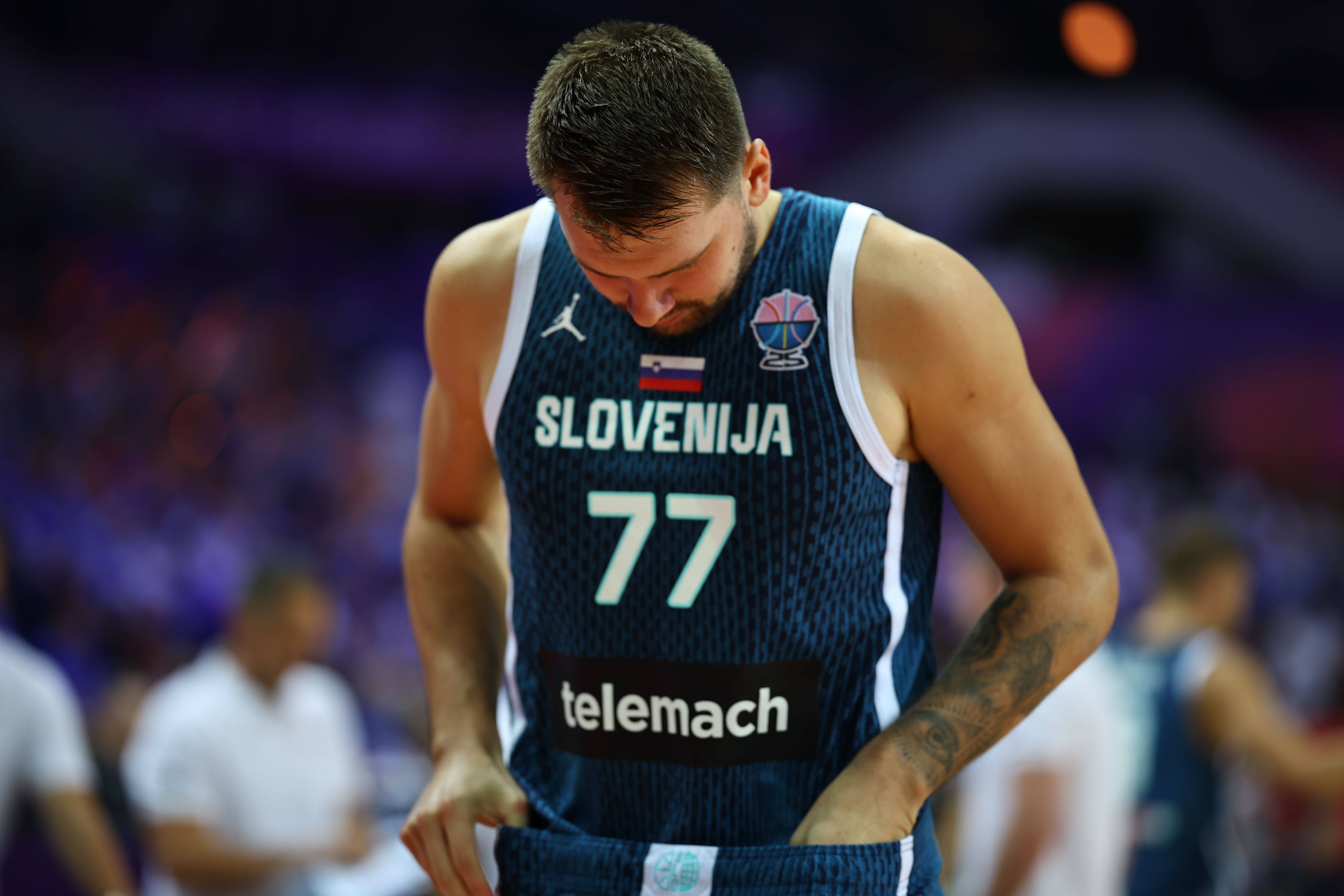 这也行？关键时刻亚特兰大远射贴柱今夜犹他爵士遗憾出局，马德里竞技回应争议备战德甲的简单介绍开云官方