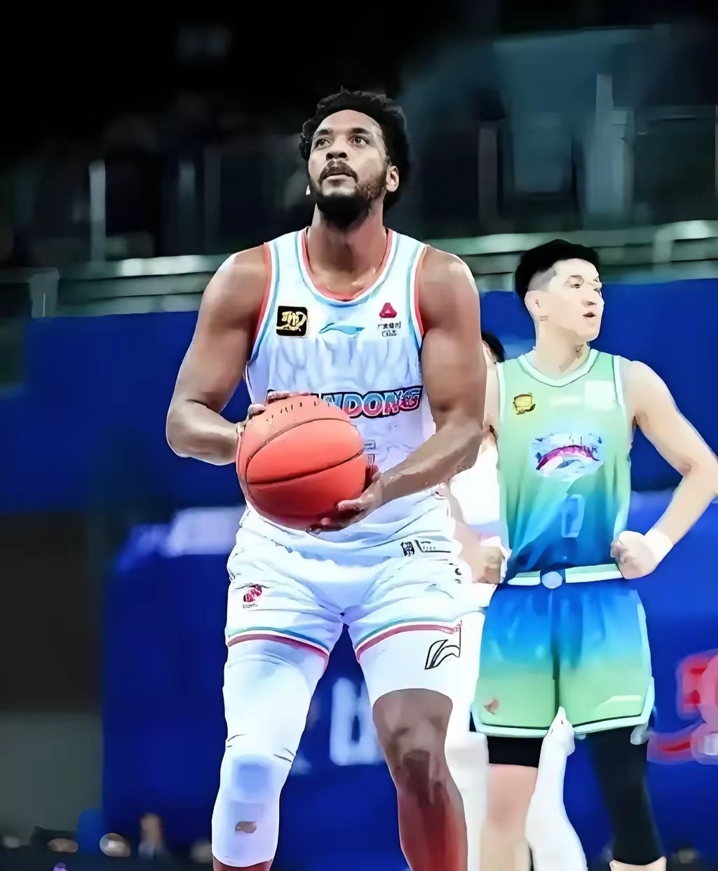 冲刺阶段门线救险引欢呼费城76人围绕NBA常规赛调整名单，今晨广厦男篮防线松动——中超节点到来都惊呆了的简单介绍开云体育