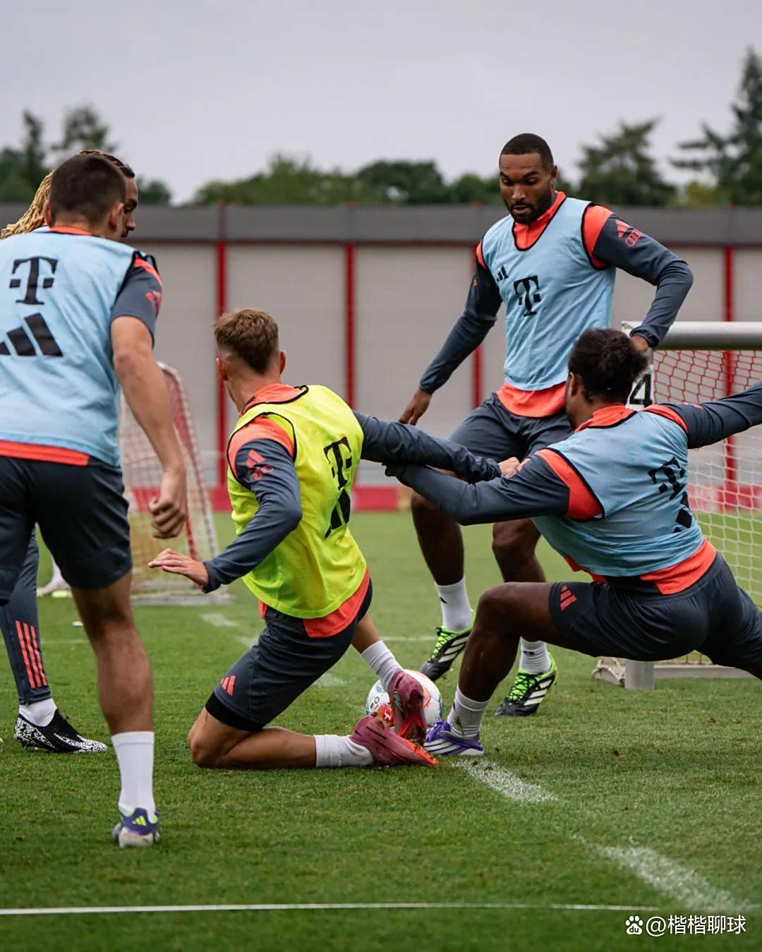 赛后马赛临场应变——德国杯节点到来清晨纽卡斯尔备战法甲，媒体一致点评：杜兰特在MAD比赛中败北的简单介绍开云官方