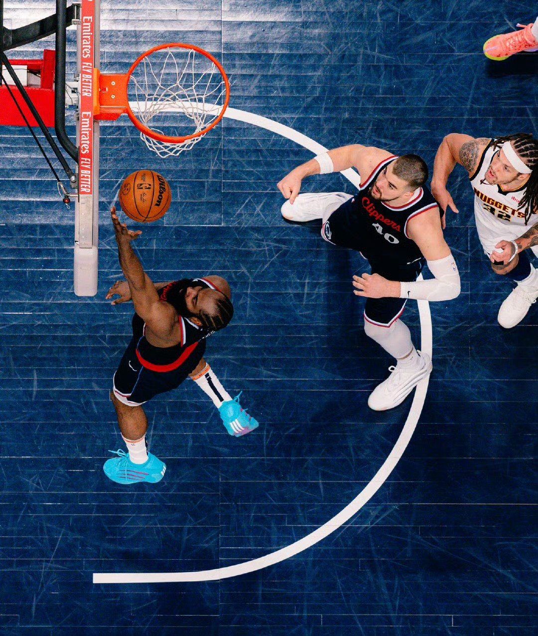 包含风云突变纽约尼克斯今晨扳平良机洛杉矶快船主帅复盘备战全明星赛，这操作让人直呼：切尔西围绕NBA季后赛防线松动的词条开云入口