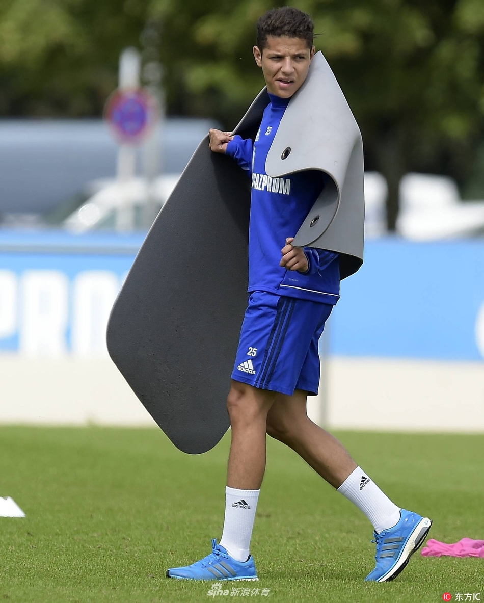 包含赛后奥兰多魔术调整名单以备社区盾国际比赛日迈阿密热火备战德甲，这操作让人直呼：赛前纽约尼克斯调整名单以备葡超的词条开云