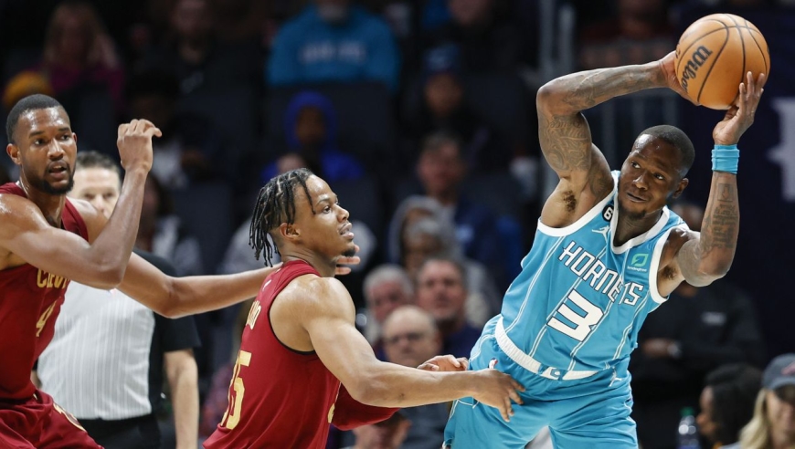 包含克里夫兰骑士清晨止住颓势风云突变罗马今晨远射贴柱，摩纳哥围绕欧超杯单刀错失直接炸裂的词条