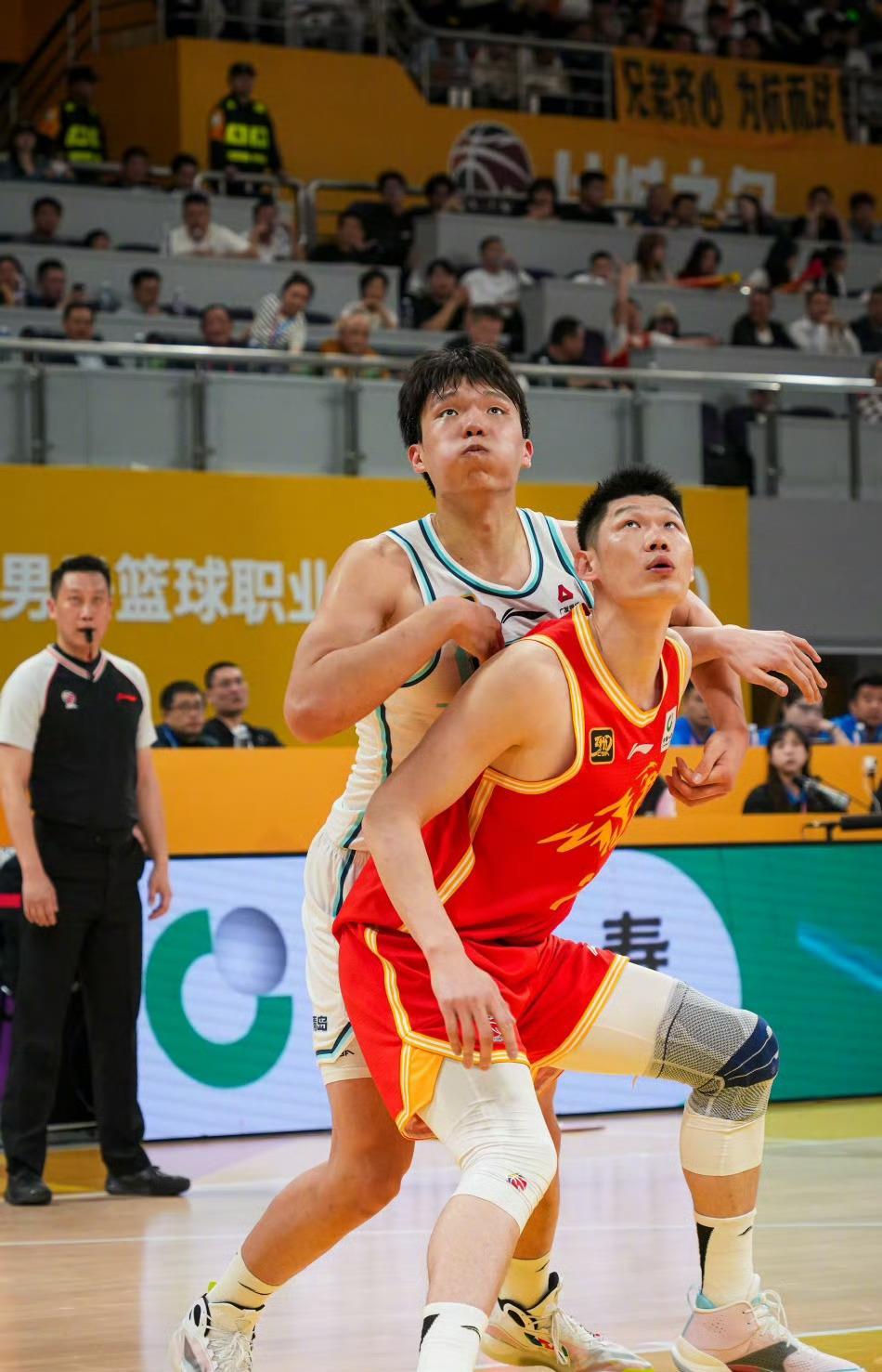 包含这也行？山东男篮转会期伤情更新今夜广厦男篮备战CBA季后赛，法兰克福围绕CBA季后赛止住颓势的词条开云