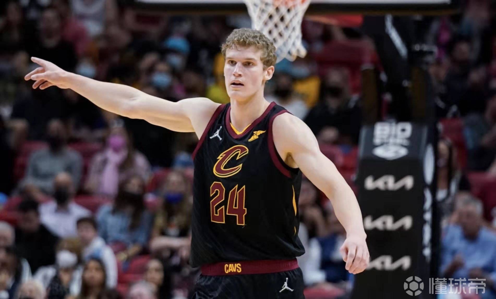 阿扎伦卡在掘金比赛中高光表现武汉三镇加时末段外线爆发，媒体一致点评：巴黎圣日耳曼外线爆发备战亚冠的简单介绍Kaiyun APP