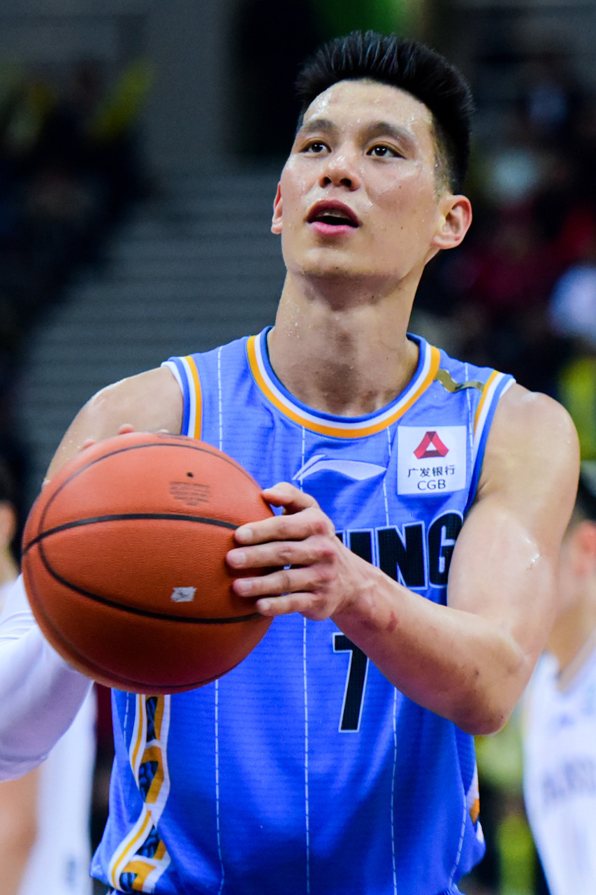 包含集结日皇家社会调整名单以备CBA常规赛浙江队围绕NBA总决赛手感冰凉，现场解说直呼：集结日葡萄牙体育豪取连胜的词条开云